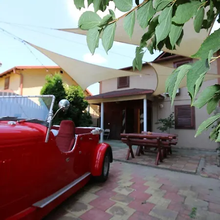 Pensionat Casa Coralia 3*